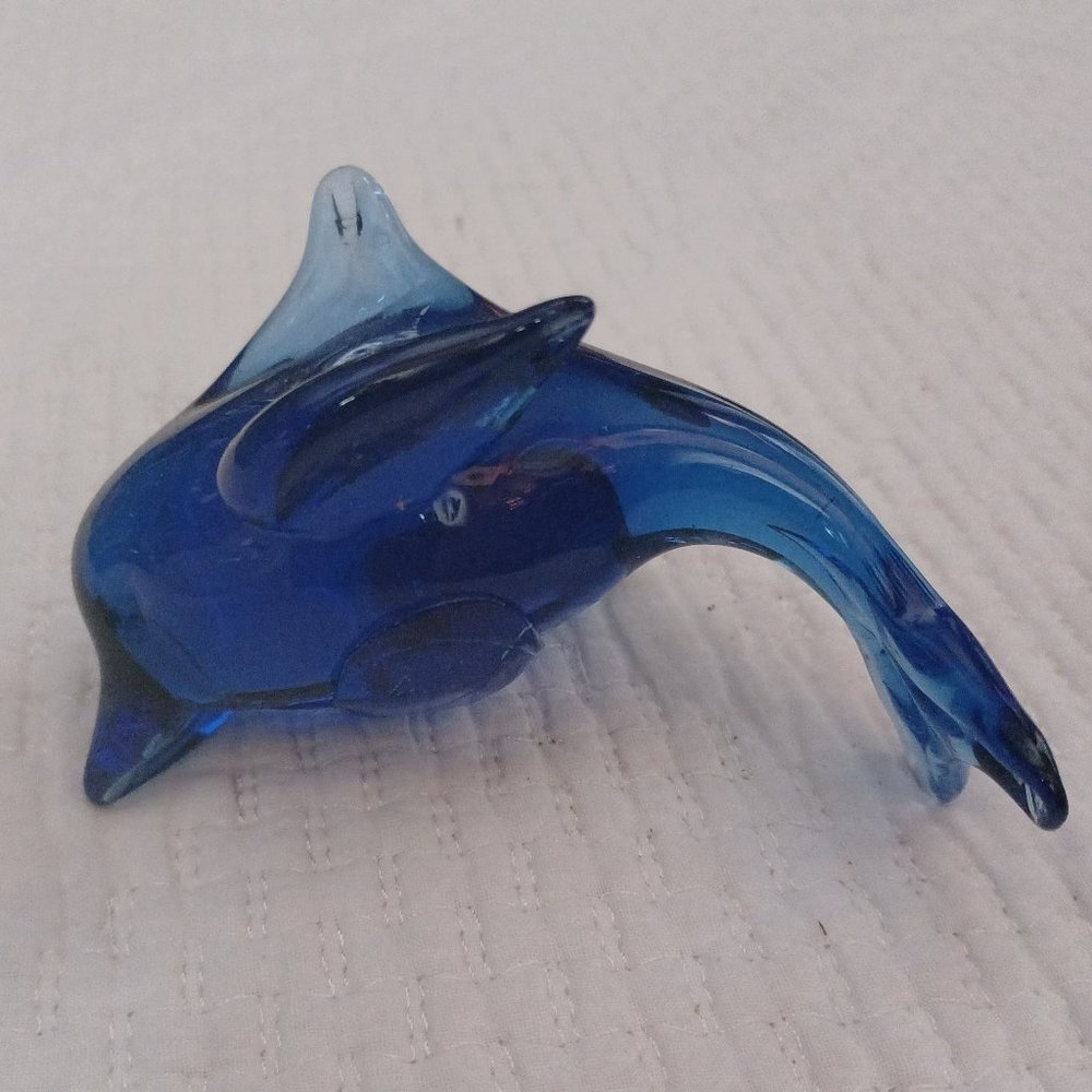 Blue Porpoise (glass)